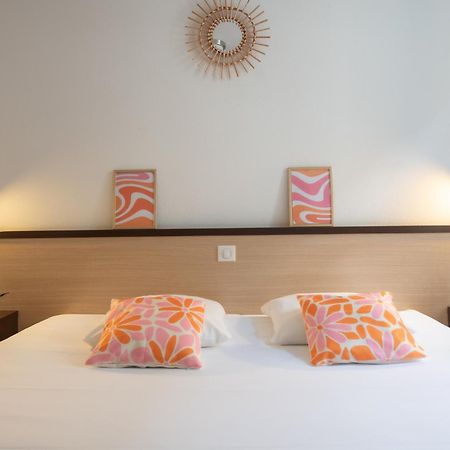 Logis Hotel Le Commerce Navarrenx Экстерьер фото